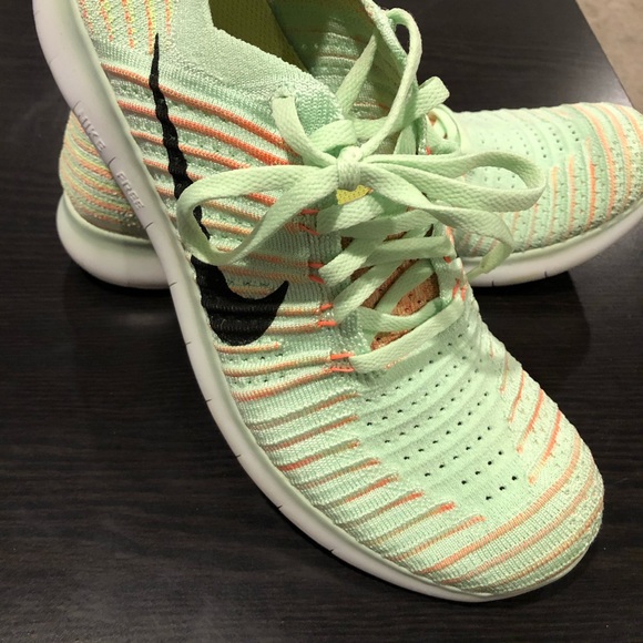 Nike Shoes - Women’s Nike Free RN Flyknit Size 11